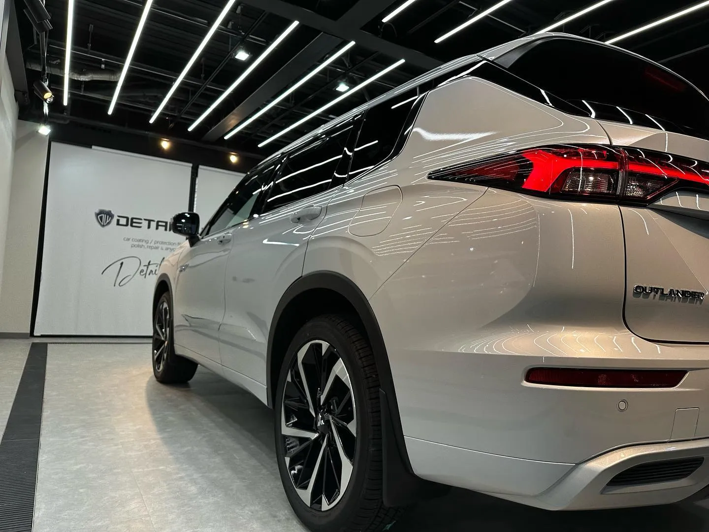 東京都日野市M様よりボディコーティングと窓ガラス撥水のご依頼...