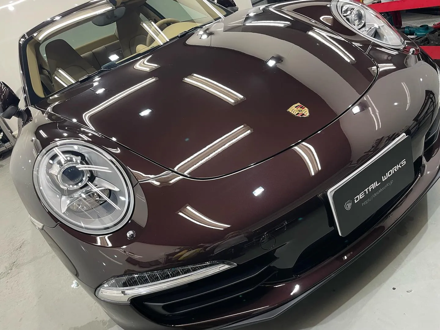 今回はボディや内装に粉塵がお客様愛車のポルシェ911に飛散し...