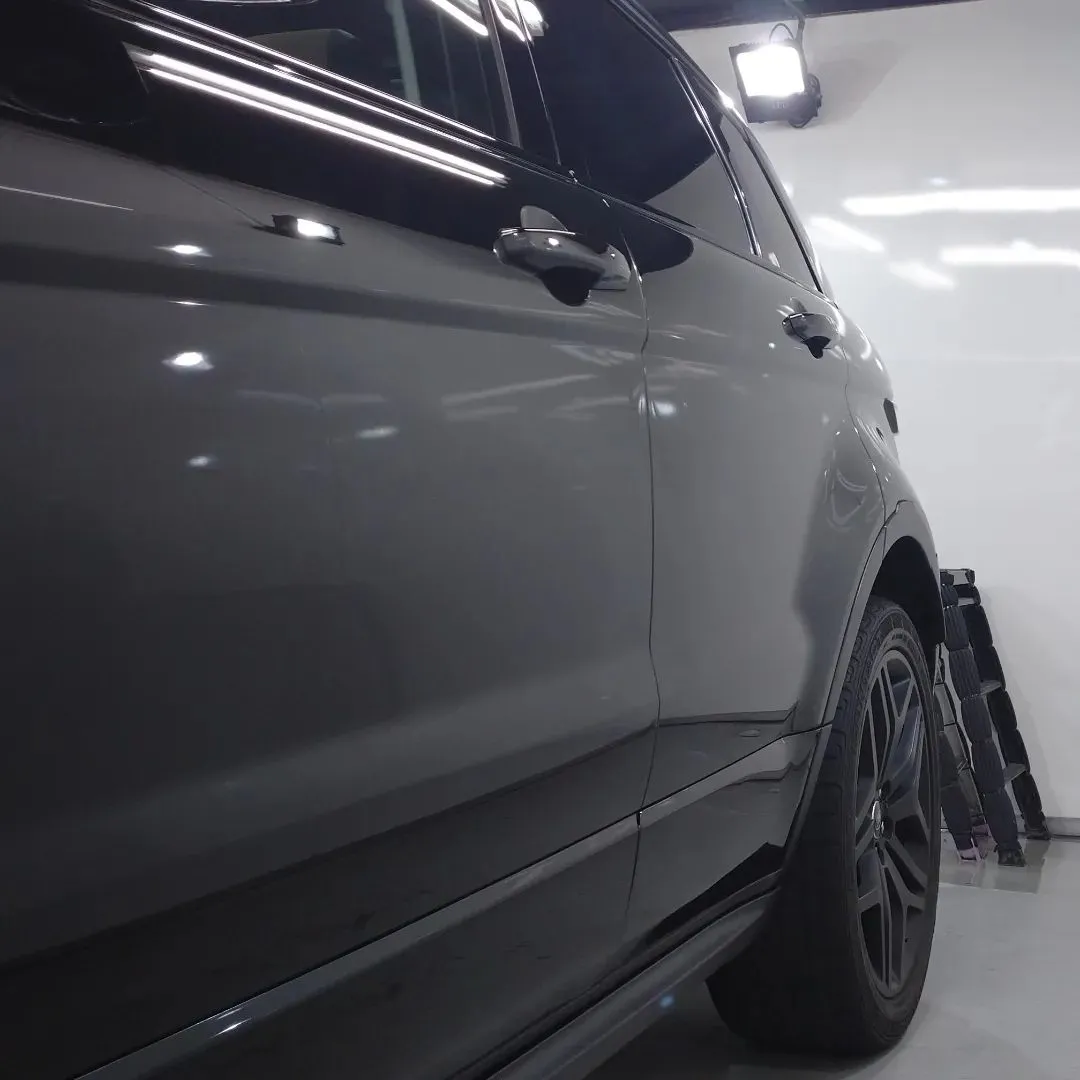 東京都八王子市G様よりボディコーティングと窓ガラス研磨のご依...