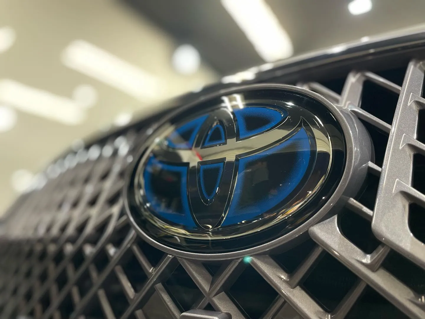 神奈川県相模原市Y様よりTOYOTAカムリのLv3の当店お勧...