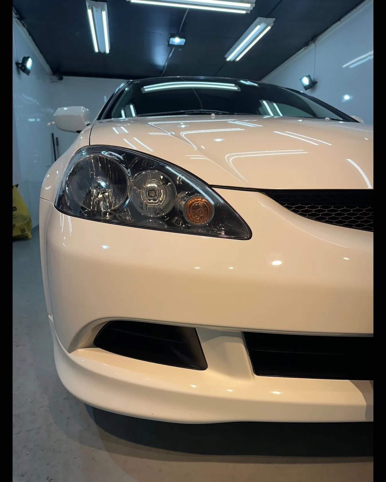 東京都八王子市K様よりボディーコーティング、窓ガラス撥水、ヘ...