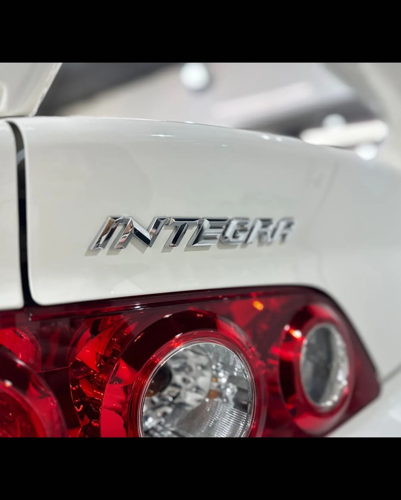 東京都八王子市K様よりボディーコーティング、窓ガラス撥水、ヘ...