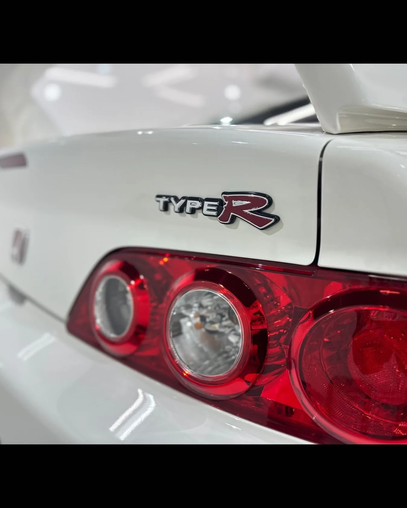 東京都八王子市K様よりボディーコーティング、窓ガラス撥水、ヘ...