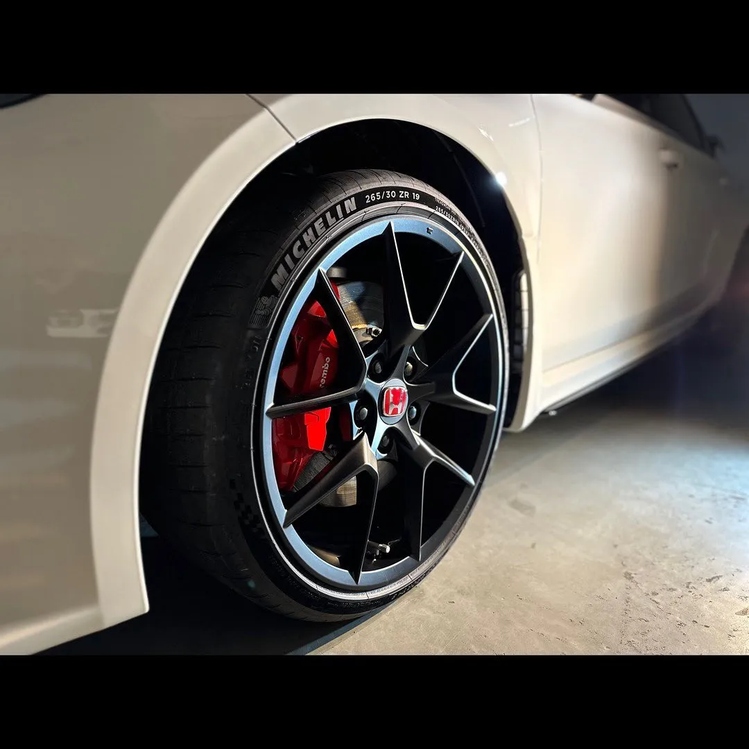 静岡県沼津市からお越しのH様よりボディーコーティング、窓ガラ...