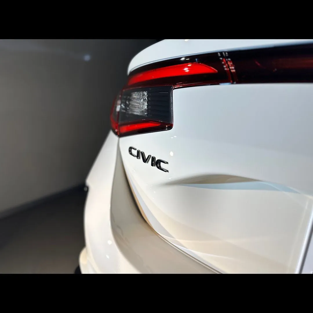 静岡県沼津市からお越しのH様よりボディーコーティング、窓ガラ...