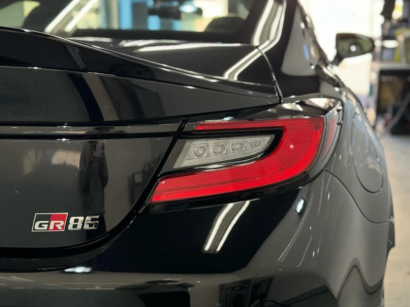 TOYOTA GR86のボディコーティングLv3のご依頼が入...