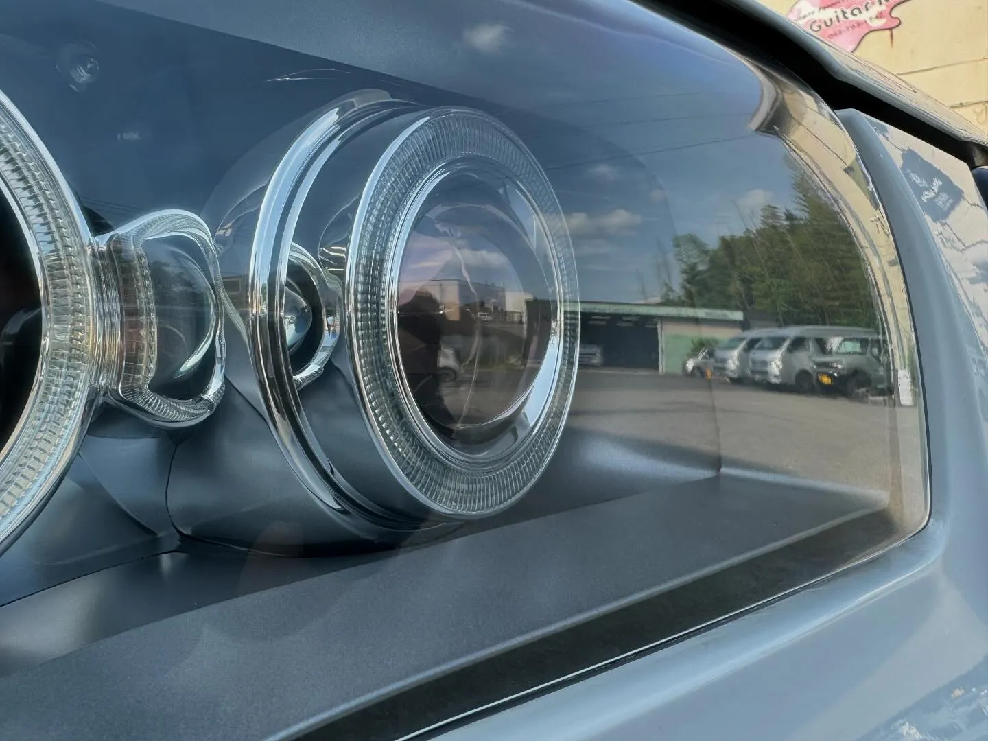 本日はBMW135iのヘッドライトW施工で来店のご紹介です。