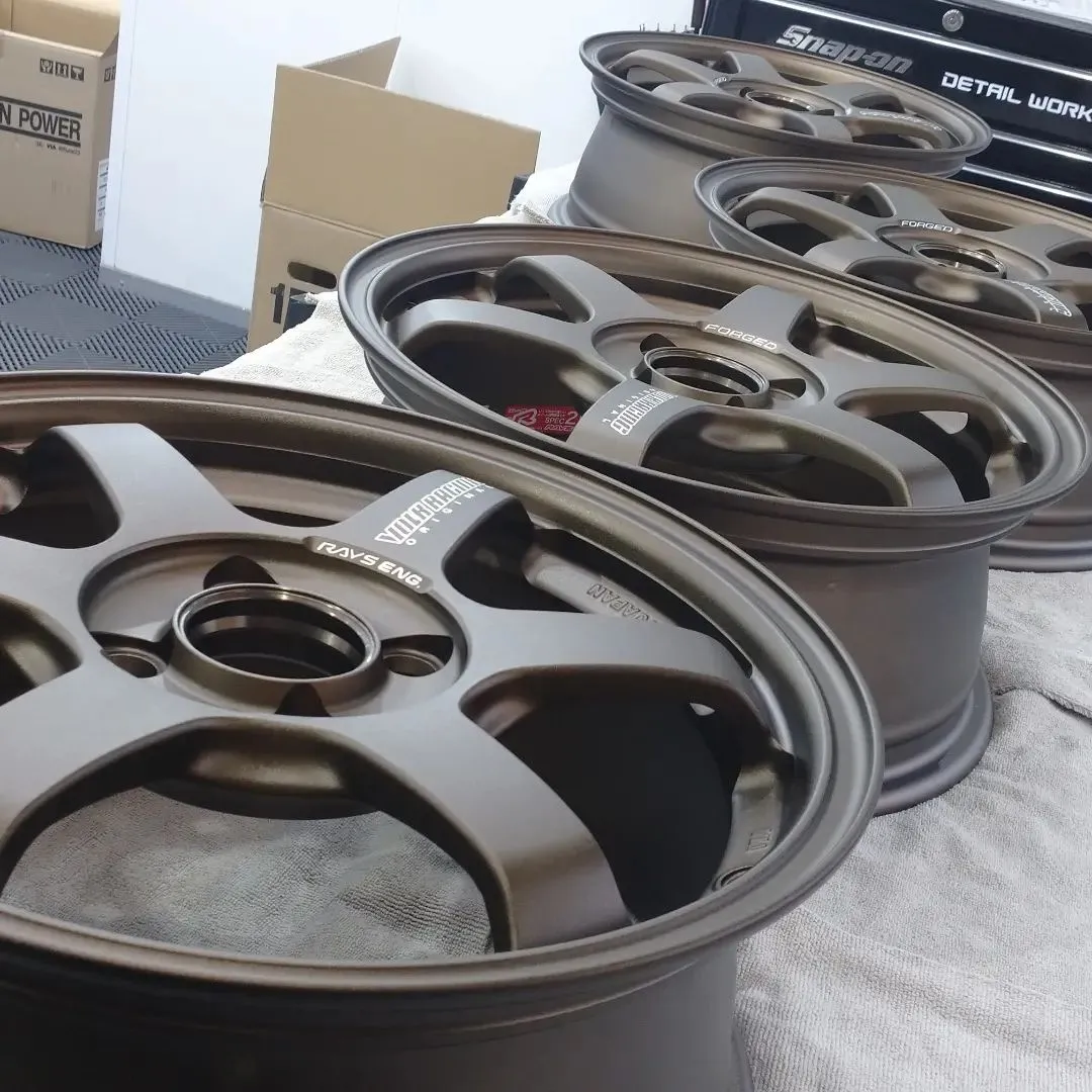 本日はホイール単品でのコーティングを施工させて頂きました!