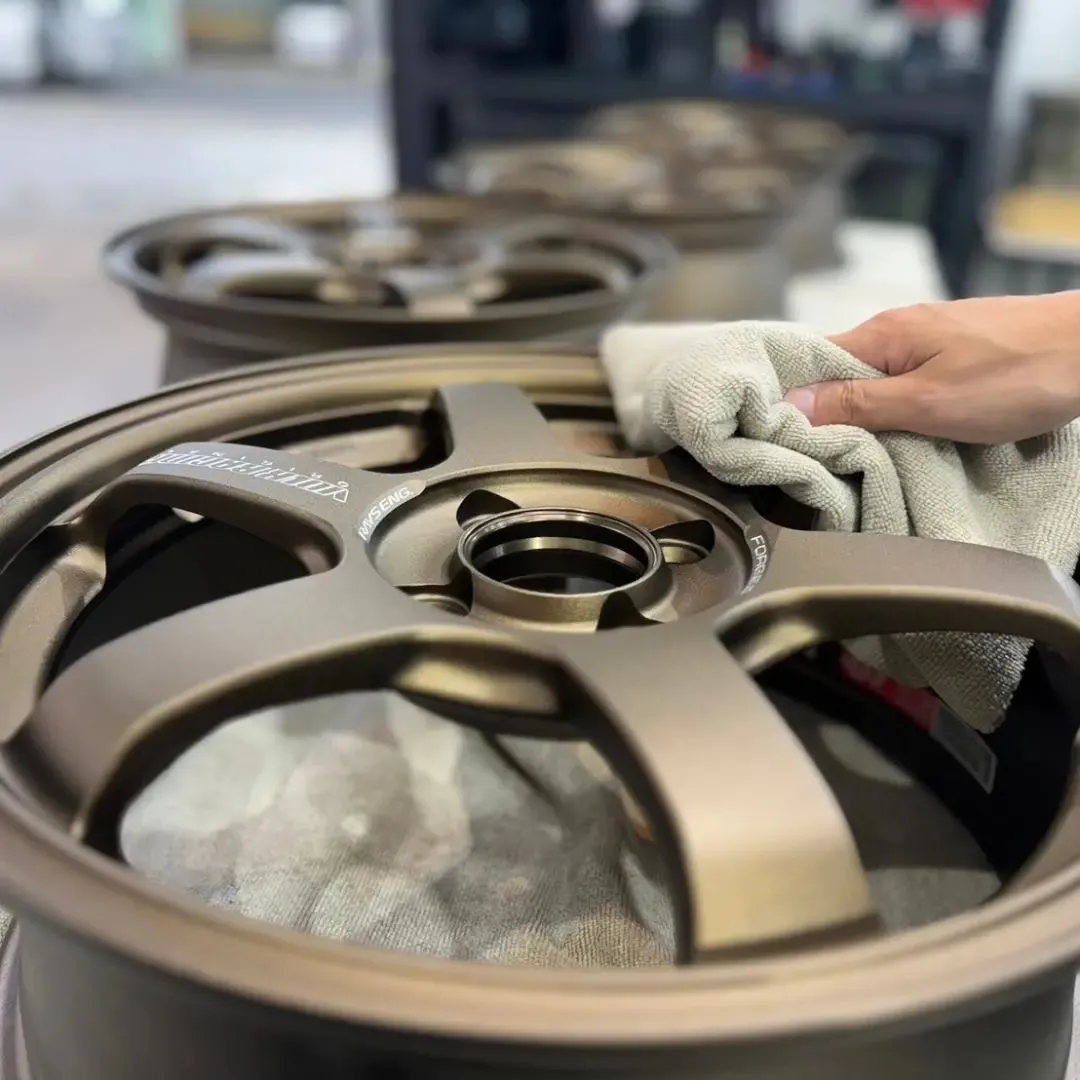 本日はホイール単品でのコーティングを施工させて頂きました!