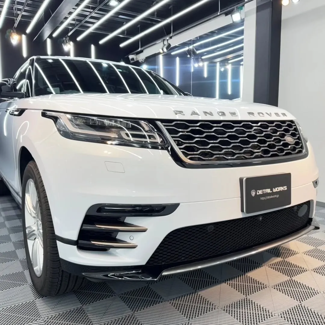 本日はレンジローバー ヴェラール ボディコーティングのご依頼...