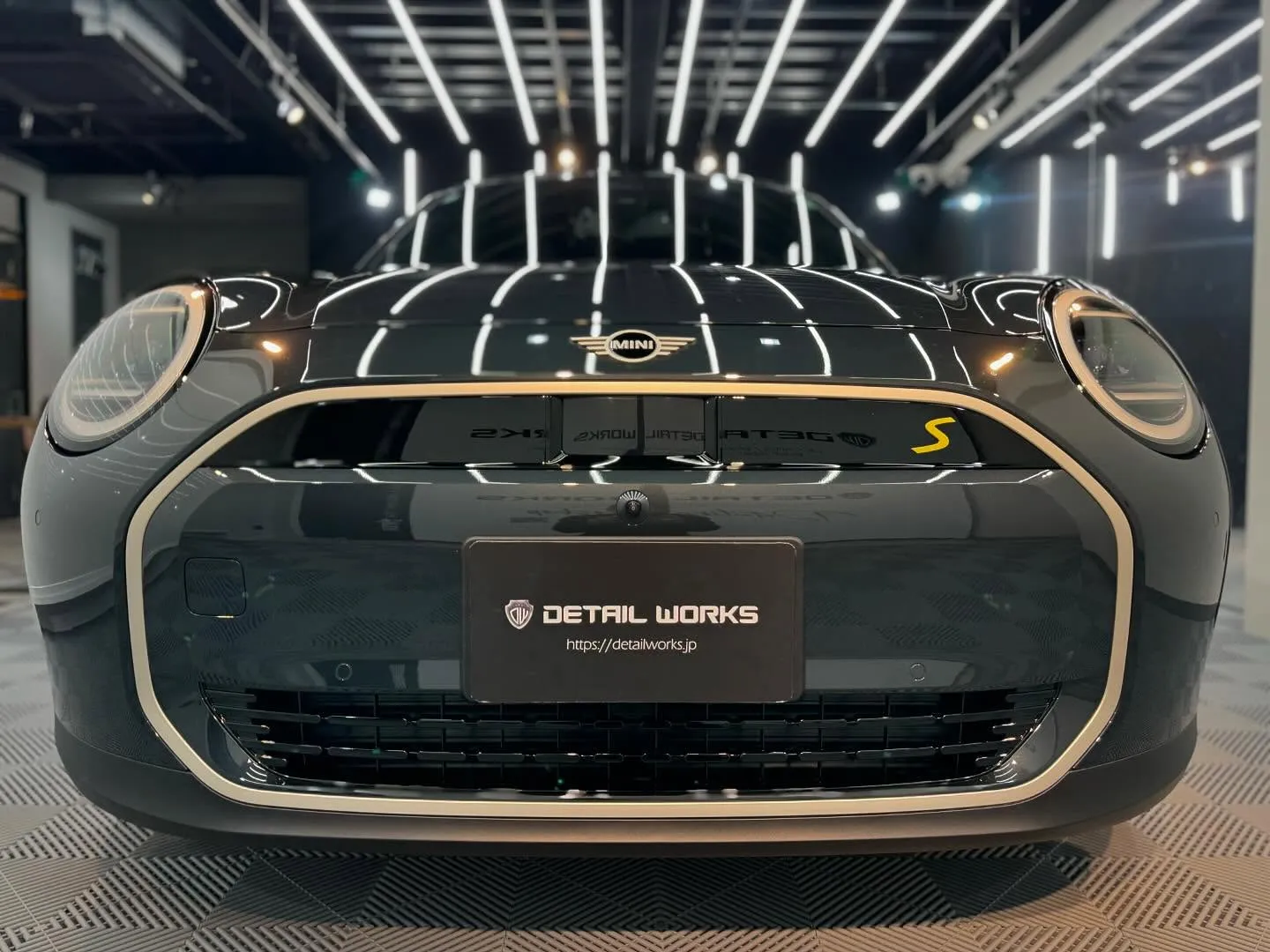 本日はMINICOOPER SEのボディコーティング(MIC...