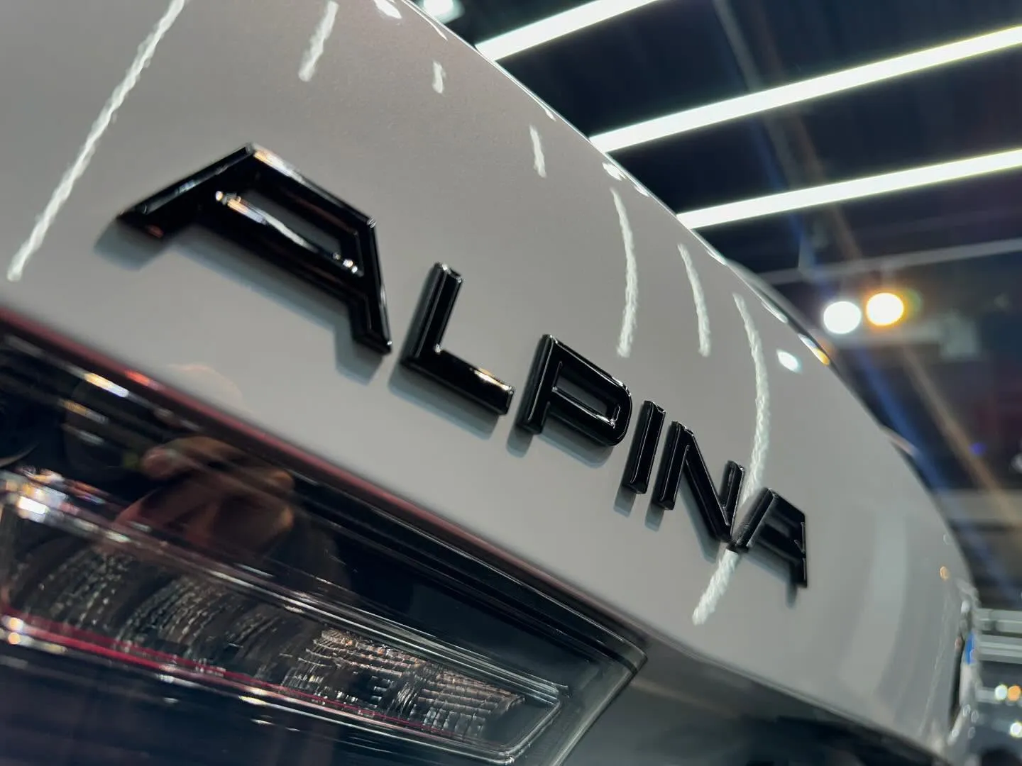 本日はALPINA D3Sのボディコーティング(MICROF...