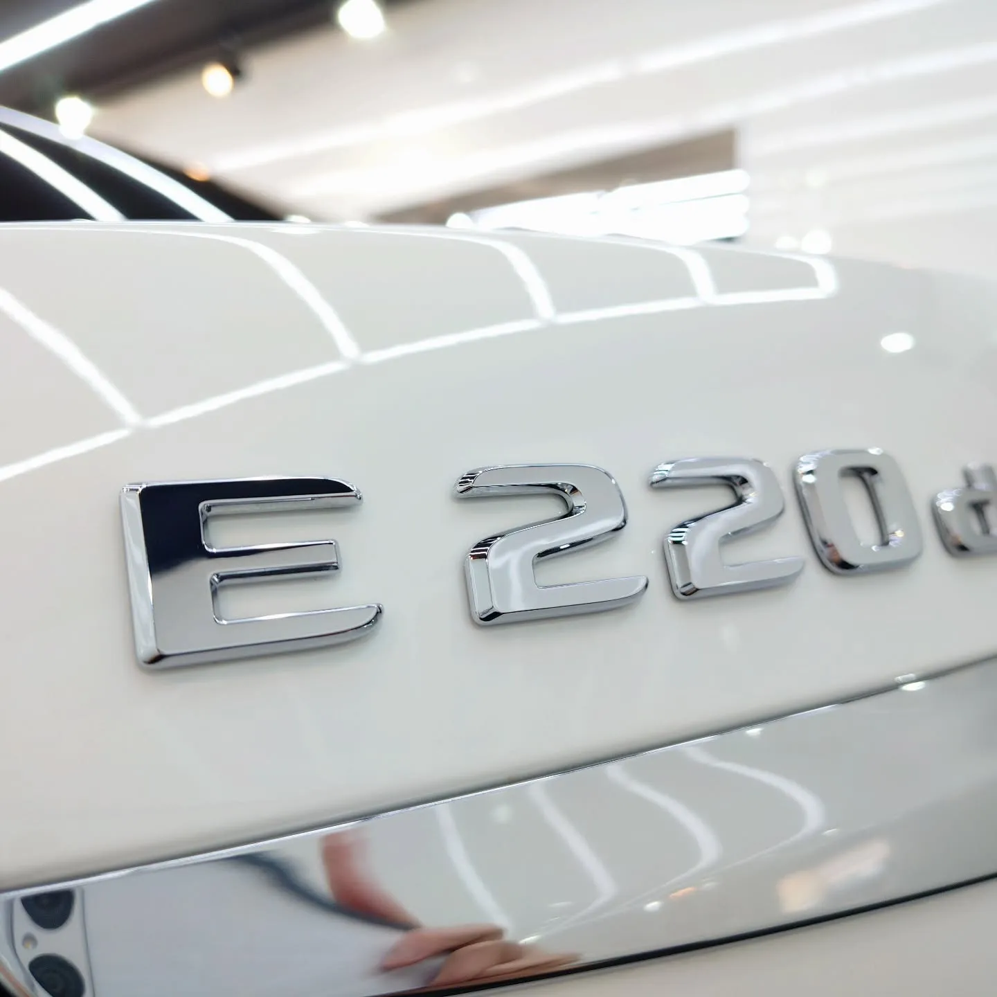 神奈川県横浜市K様よりメルセデスベンツE220d