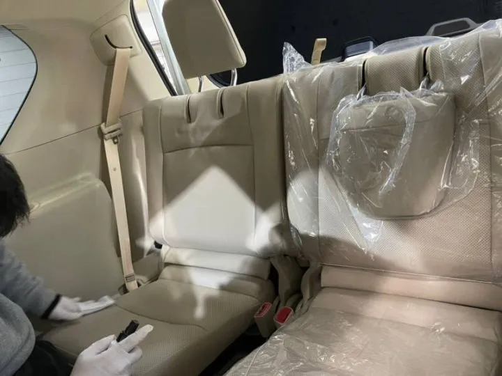 ランクルの内装革シートのSOFT CERAMIC SHIELD(ソフトセラミックシールド)