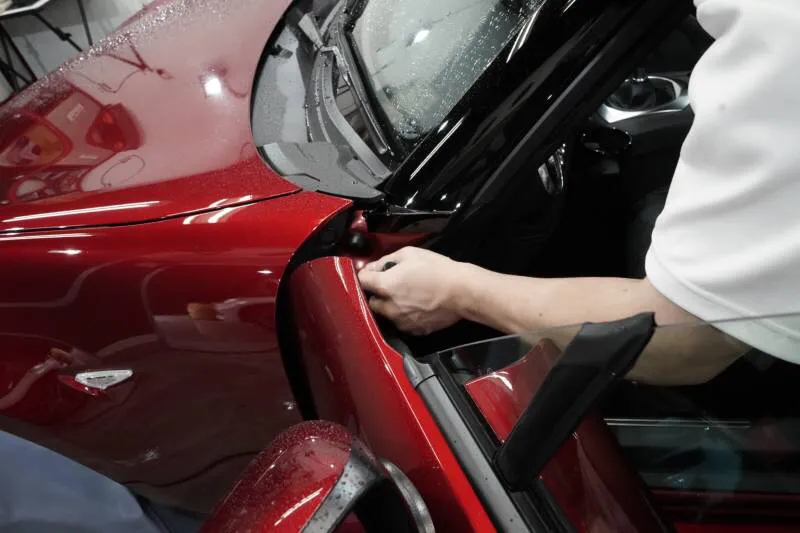 ヒンジのオーバーグリス調整