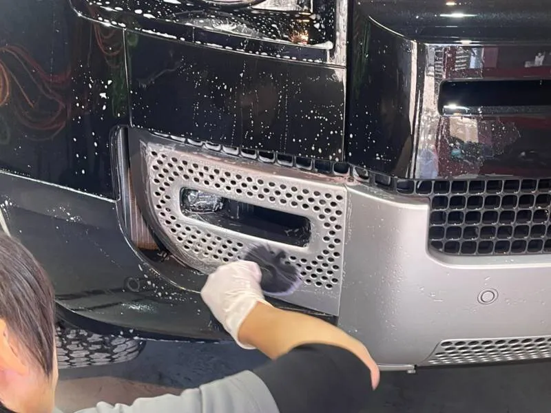 プロテクションフィルム施工前の洗浄