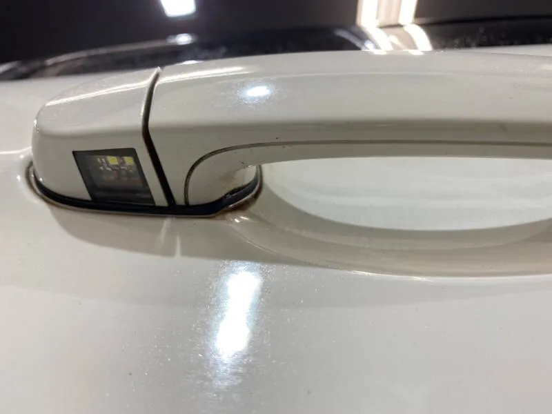 BMW325iのアウタードアハンドル