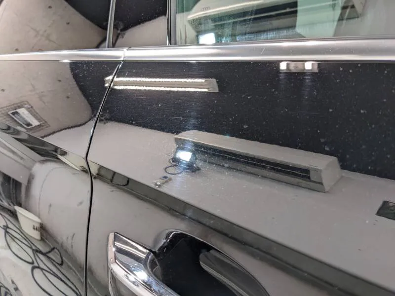 運転席側のアウディS5の汚れ