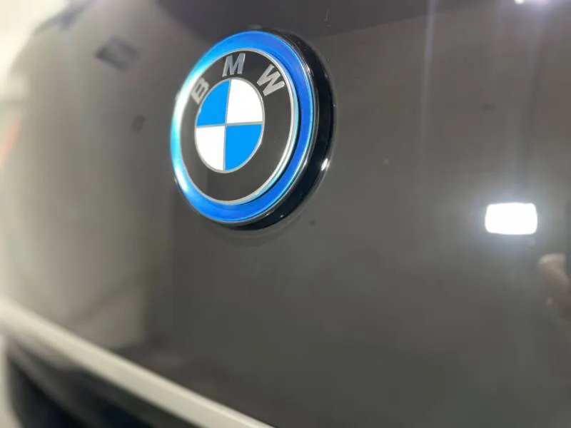 BMWi3のリアガラスハッチ撥水加工