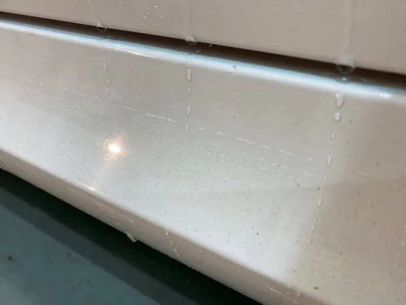 サイドスカートの鉄粉処理が可能