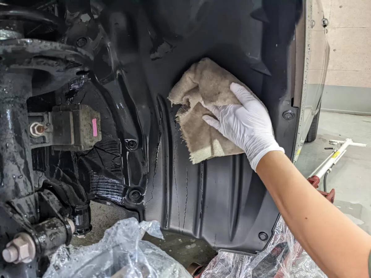 タイヤハウスのコーティングが無料のお店