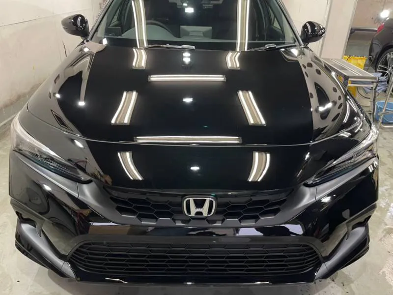 親水性ガラスコーティングは青空駐車の濃色車へおすすめのガラスコーティング