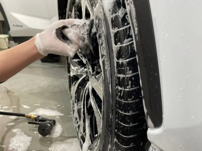 車の足回りのクリーニング方法