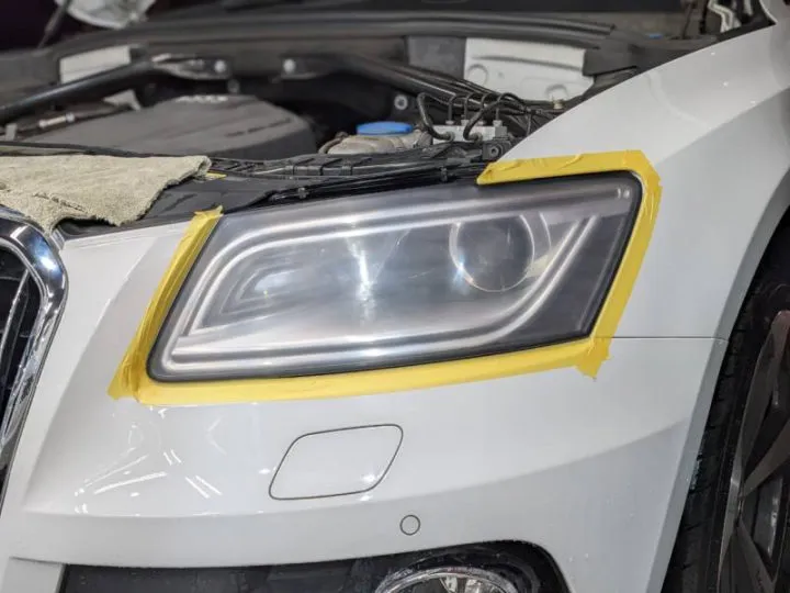 アウディQ5のヘッドライト磨きは東京の専門店で