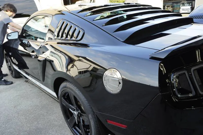 東京都狛江市のマスタングのメンテナンス