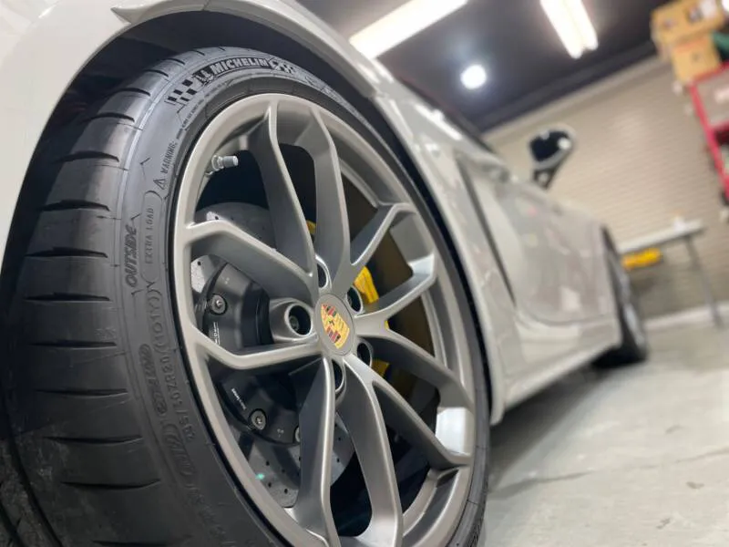 718スパイダーのセラミックブレーキ