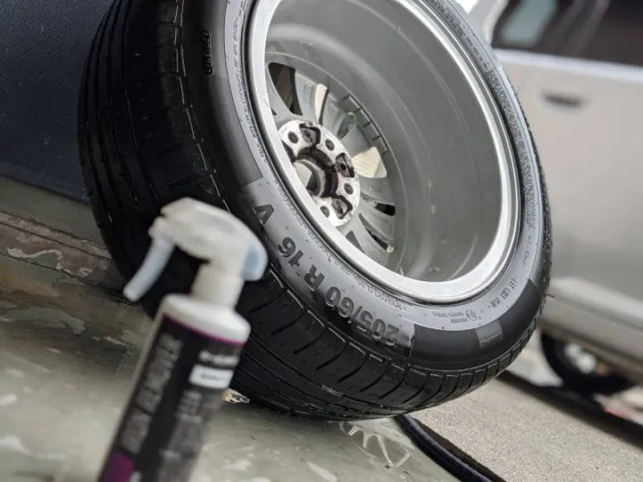 ホイールコーティングの脱着と裏表の両面コーティングができる東京のコーティング専門店