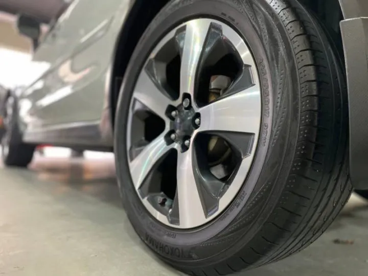 スバルXVの足回りコーティング施工車例