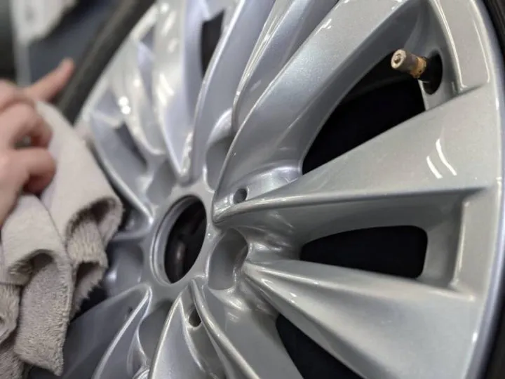 ホイールコーティングの美しい艶