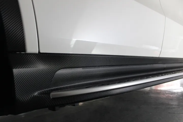 サイドスカートのラッピング