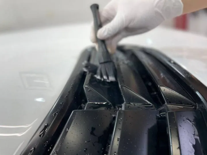 カマロSS専用のエアエクストラクターの清掃