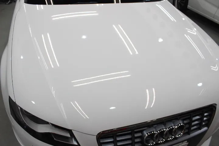 アウディA4の艶