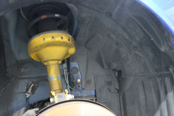 タイヤハウスの汚れの処理方法