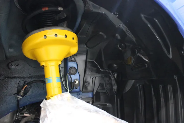 タイヤハウスの磨き