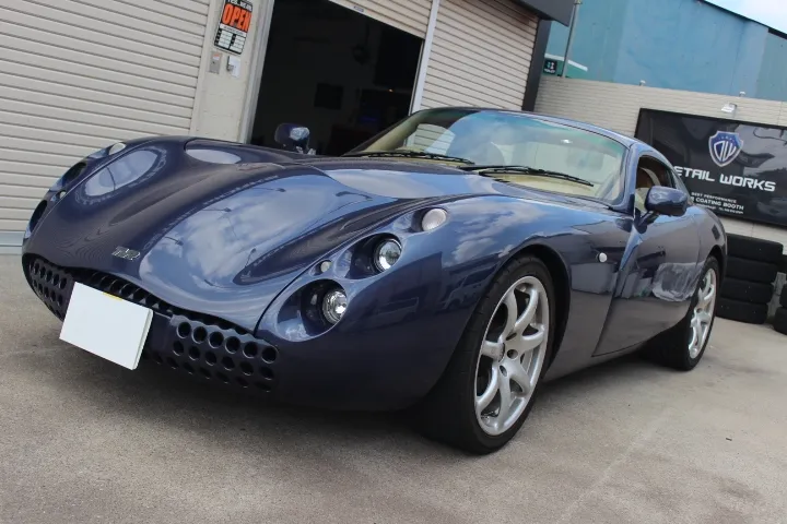 TVRタスカンガラスコーティング施工例