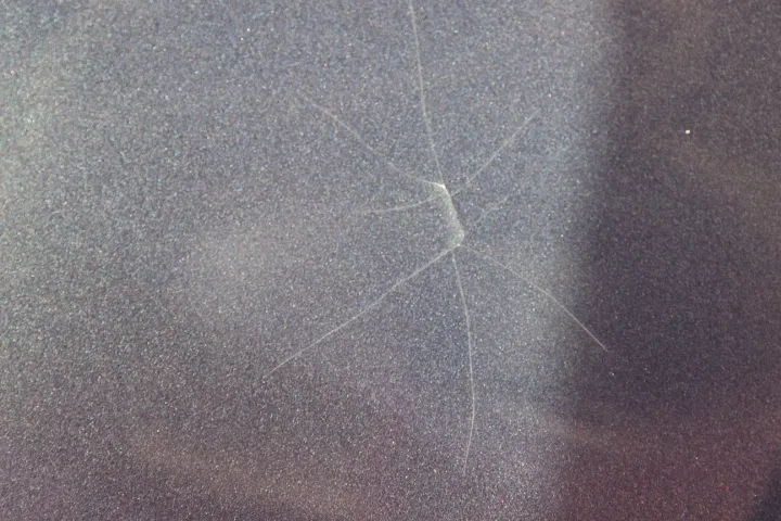 FRPボディーの割れ方