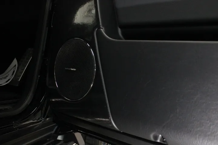 ドアインナーへのプロテクションフィルム施工