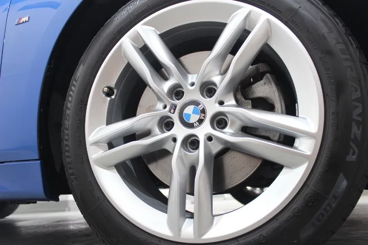 BMWホイール締め付け指定トルク