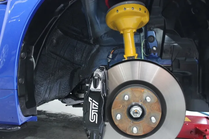 スバルWRX・STIの足回り