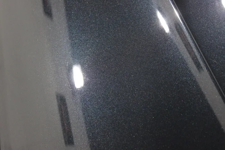 磨き後のフェンダー