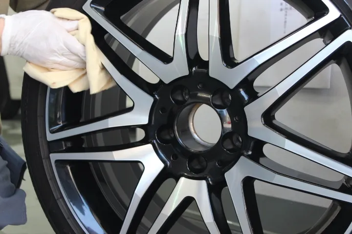 ベンツ純正ホイールのコーティング