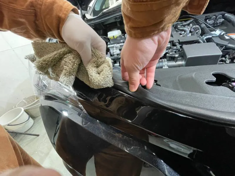 車の隙間に入ってしまうことがある研磨粉