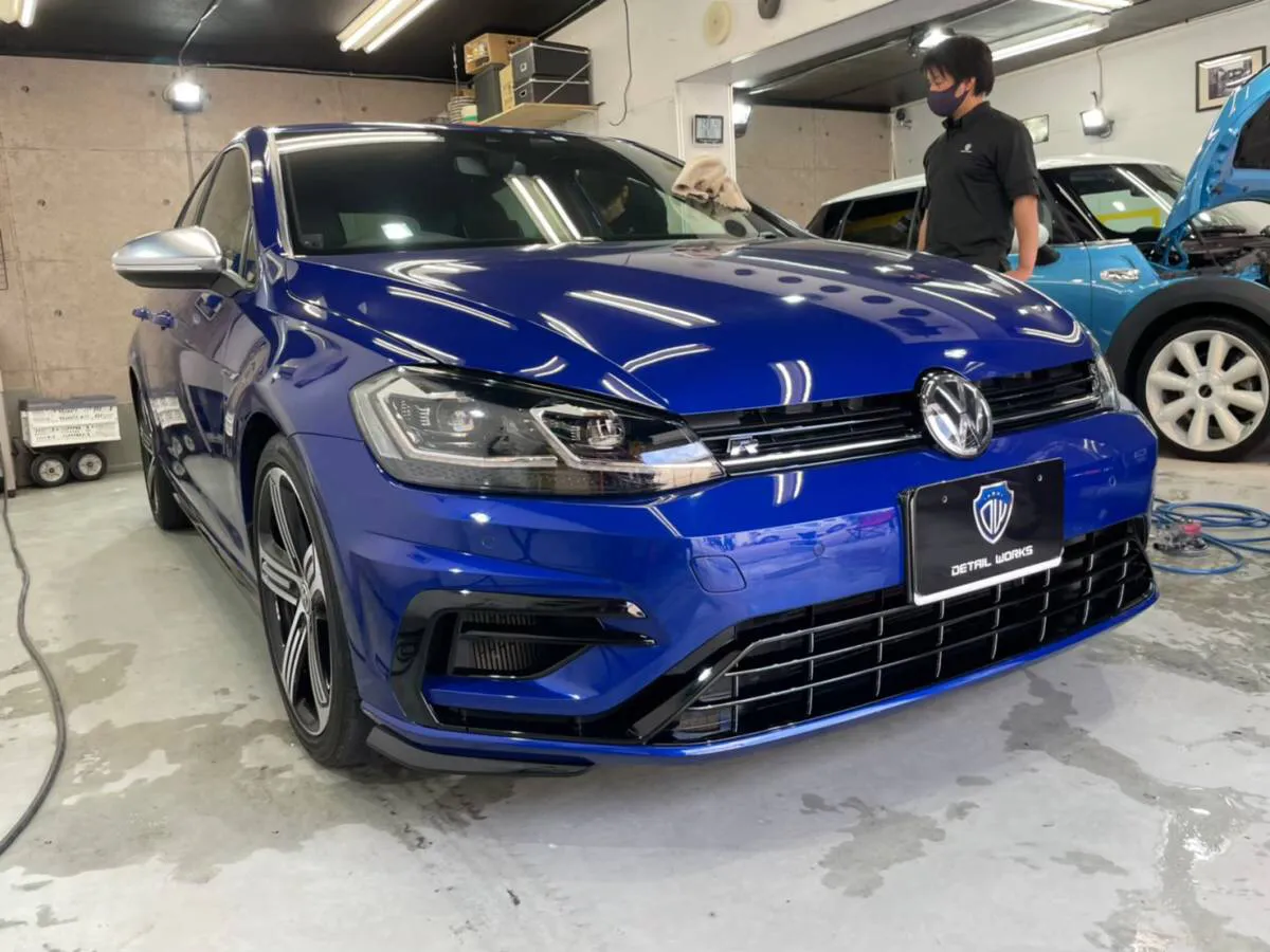 再塗装後の肌目と仕上がりが粗い⁉ゆず肌の修正研磨とコーティング再施工/VW GOLF-R