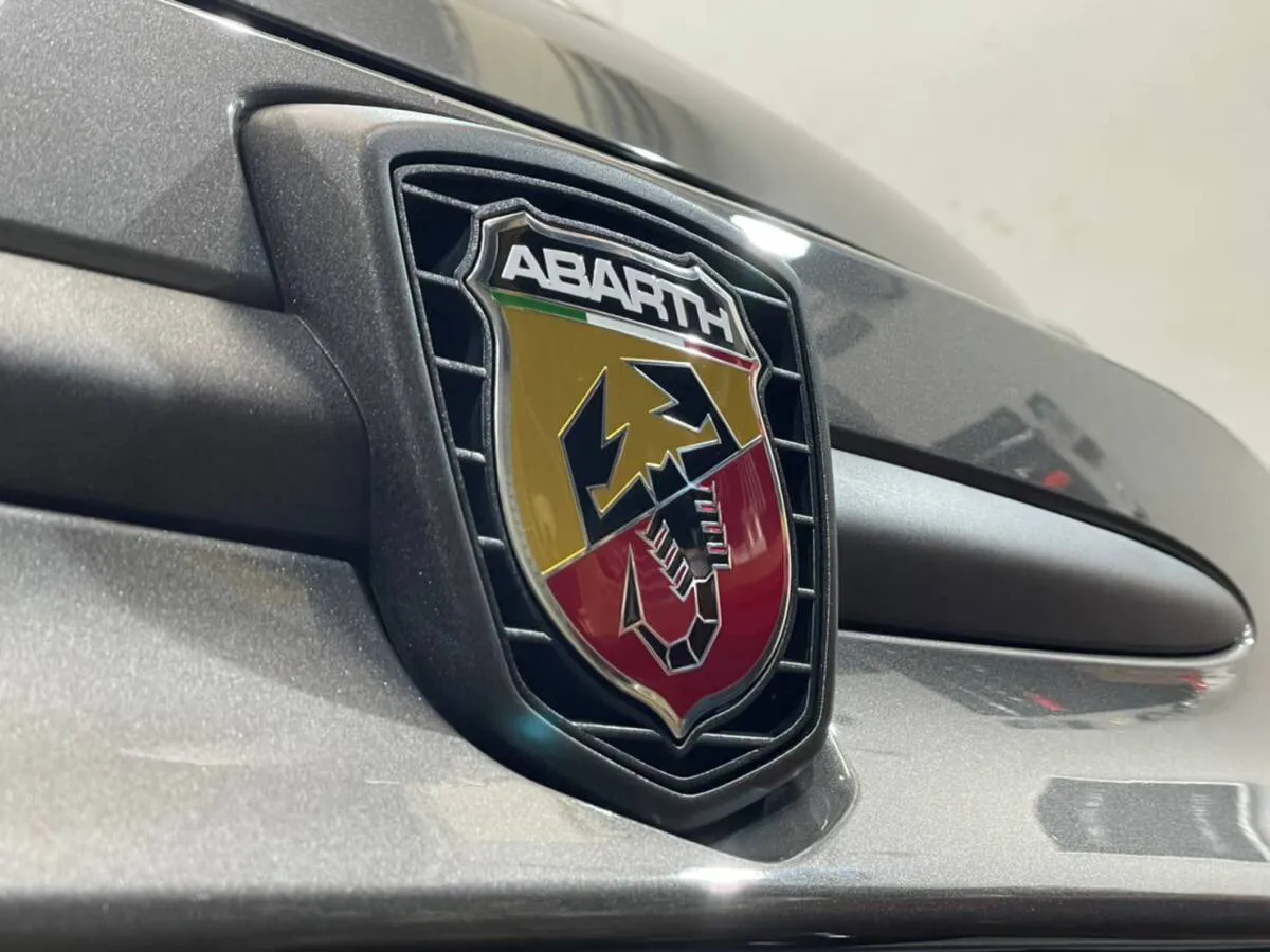 アバルトの新車シリーズ5