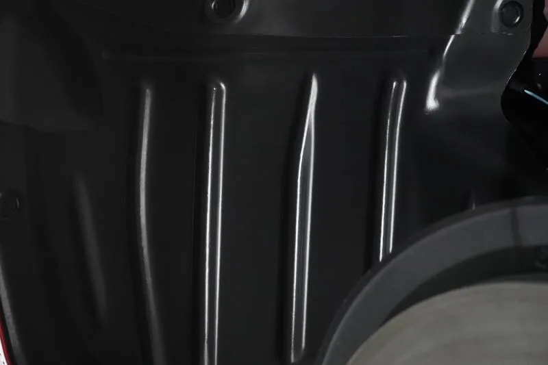 東京のタイヤハウスのコーティング業者