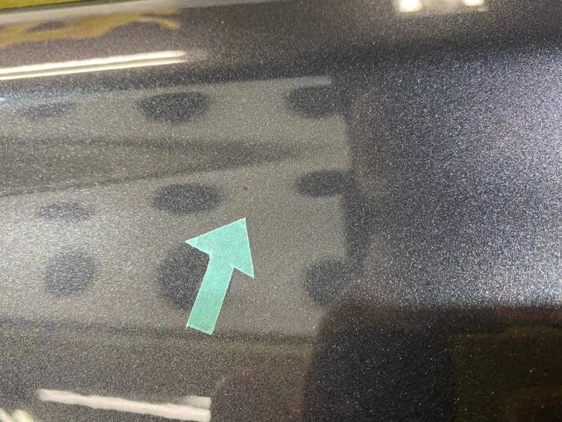 車に付着した塗料の種類